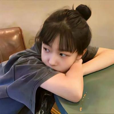 坡道上的红屋顶