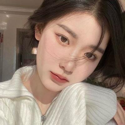 两个恋爱脑的自我攻略